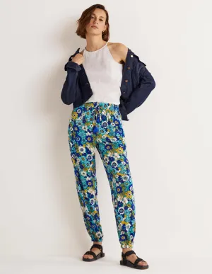 Crinkle Tapered Trousers-Emerald, Bloom Garden