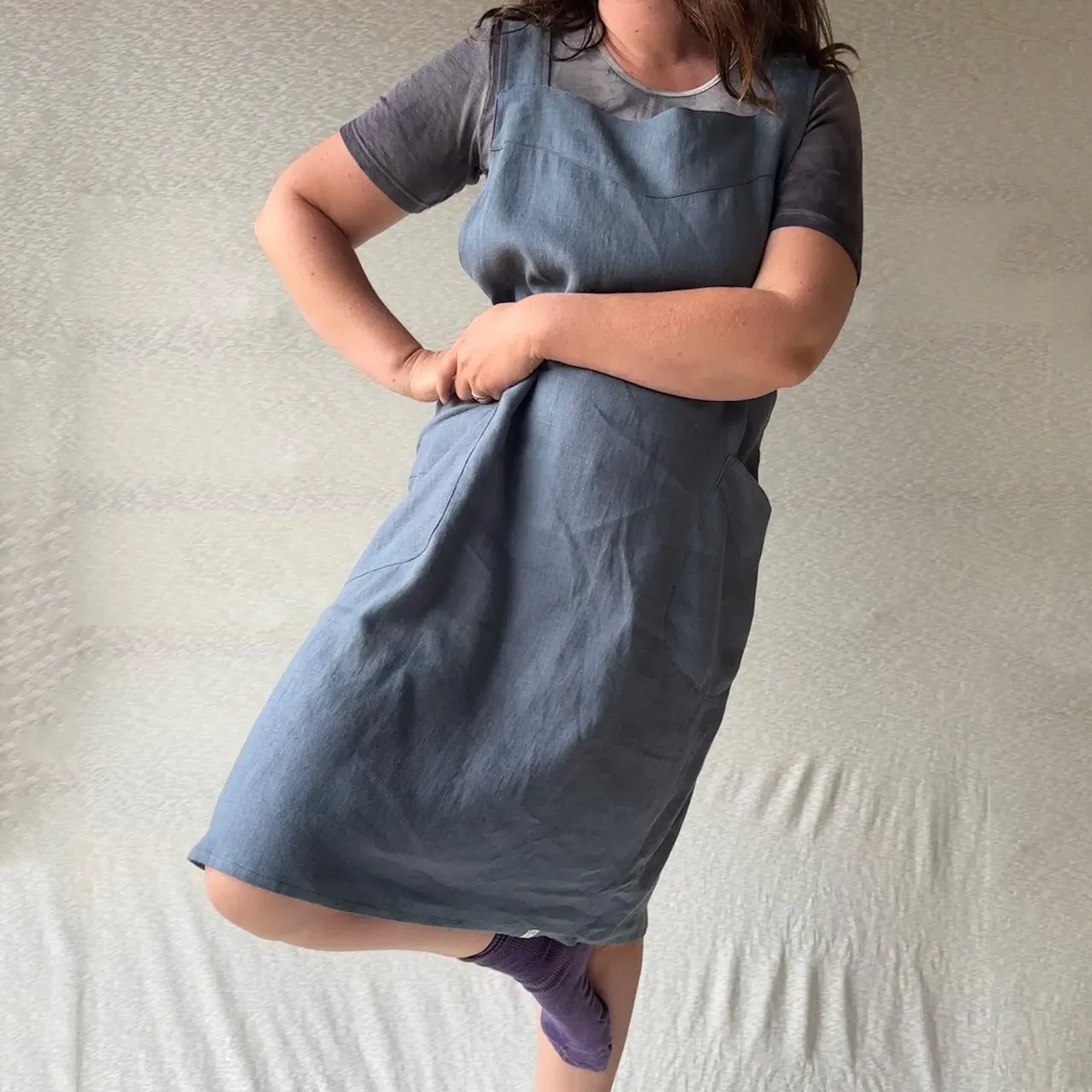 Mamiko Linen Apron Dress - Autumn Sea (Women)
