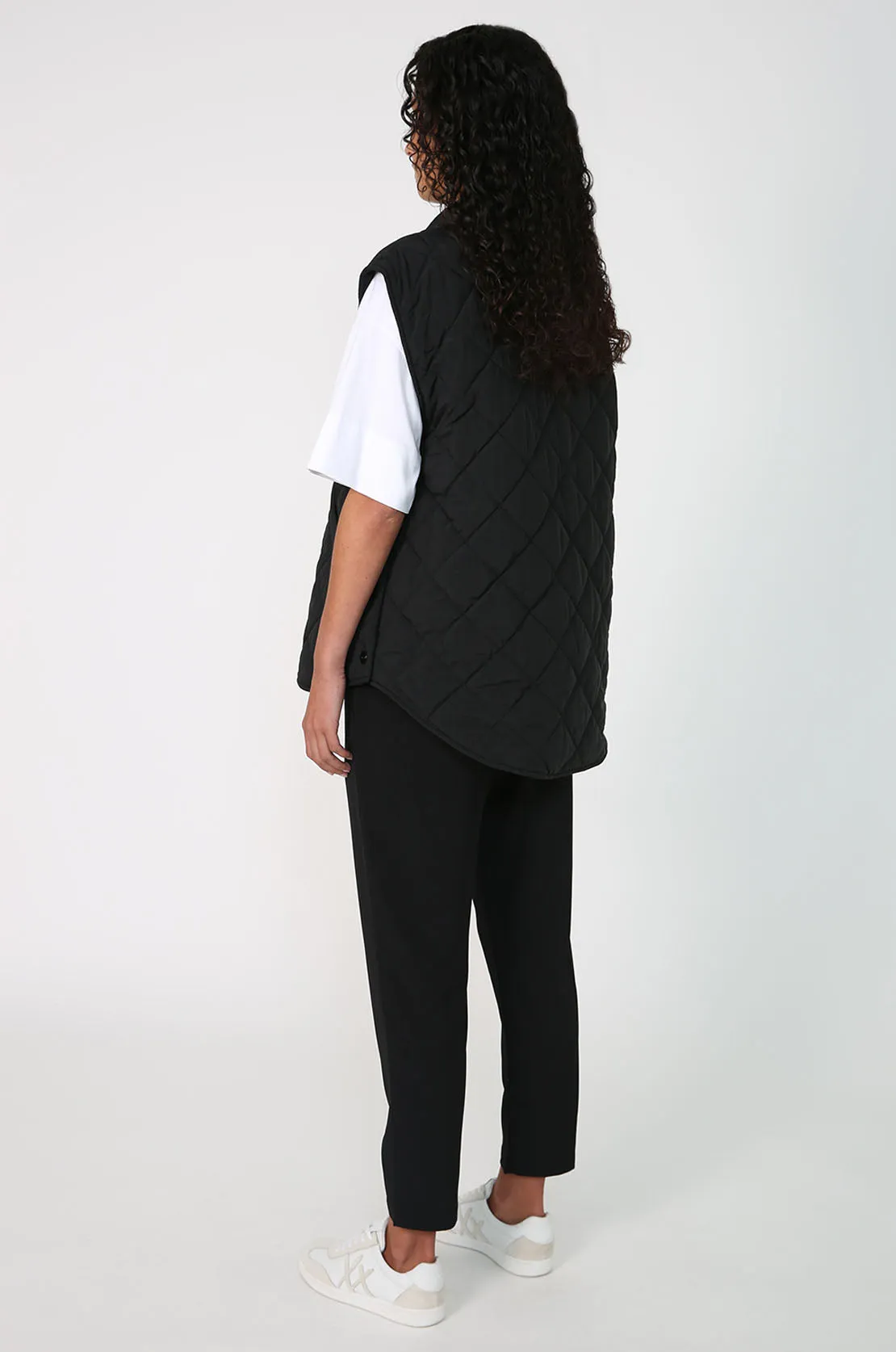 stride vest / black